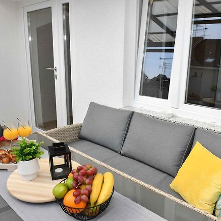 Apartman Leona Laurana Esterno foto
