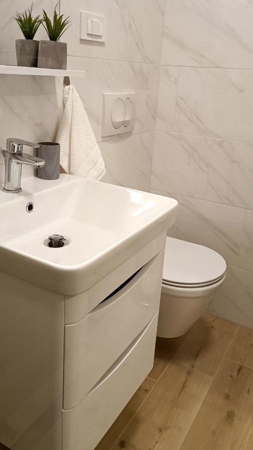 Apartman Leona Laurana Esterno foto