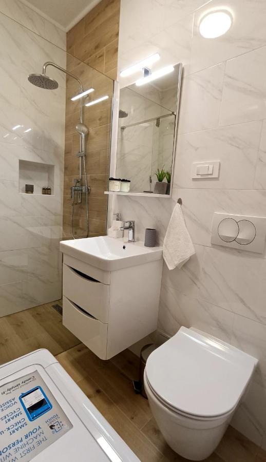 Apartman Leona Laurana Esterno foto