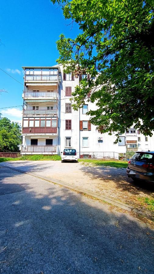 Apartman Leona Laurana Esterno foto