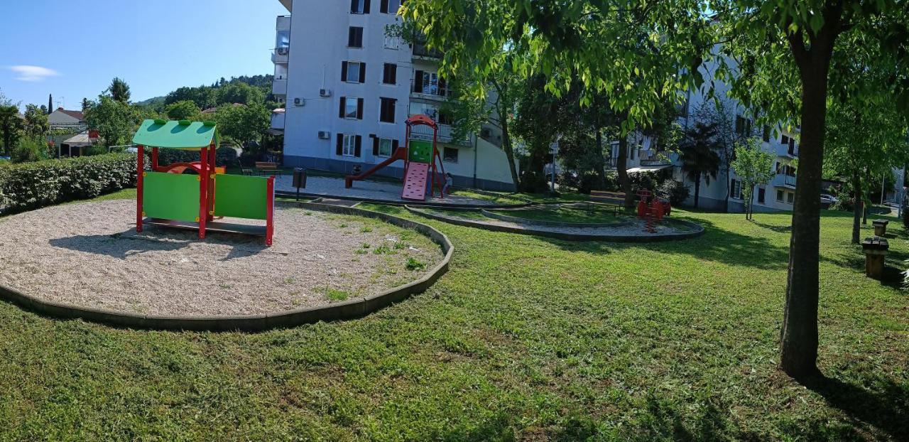 Apartman Leona Laurana Esterno foto